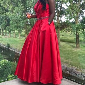 Prom dress with pockets!!